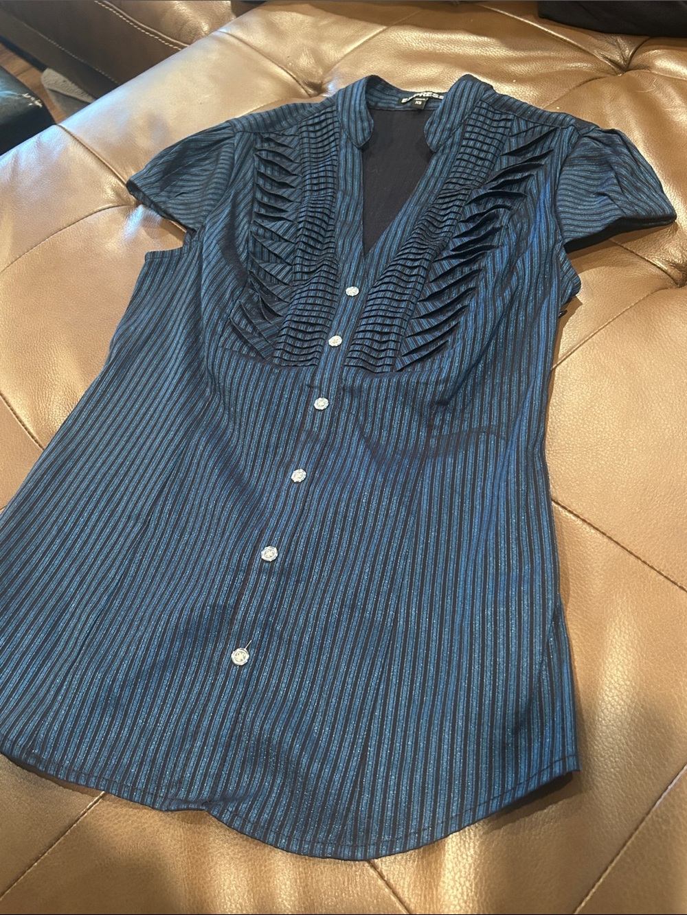 Express Navy and Black Pinstripe Ruffle mock Button Front Blouse w/ side zipper